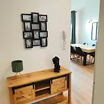 2 En 1, 10 Pers, Parking, Wifi * Clermont-Ferrand