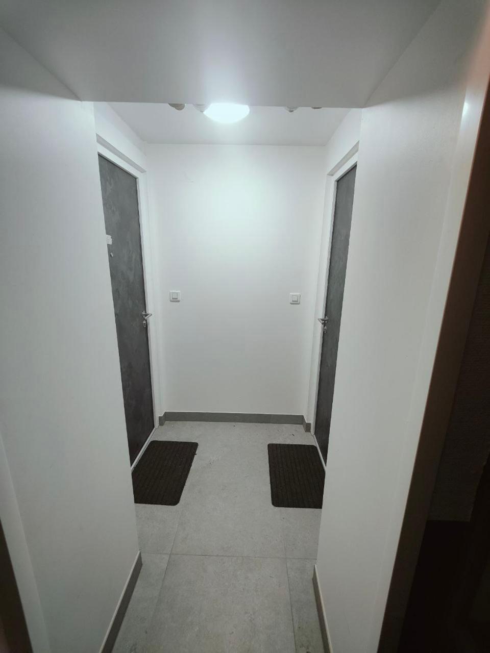 Appartement 2 En 1, 10 Pers, Parking, Wifi *